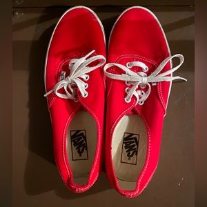 Old school classic red Vans, size 9.5 men’s/11 women’s ❤️